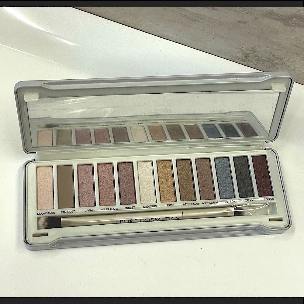Pure Cosmetics Stripped Collection Eyeshadow Palette - Picture 1 of 4